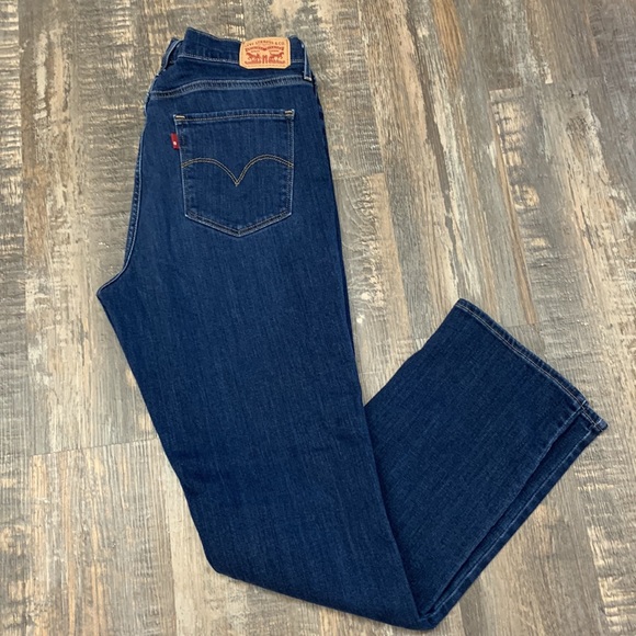 Levi's Denim - Levi’s 724 highrise jeans size 32 great condition